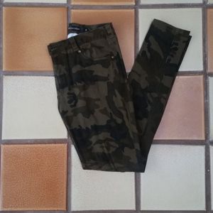 Camo Skinny Jeans M 💚